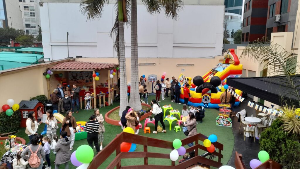 Zona de Niños — Club Social Miraflores