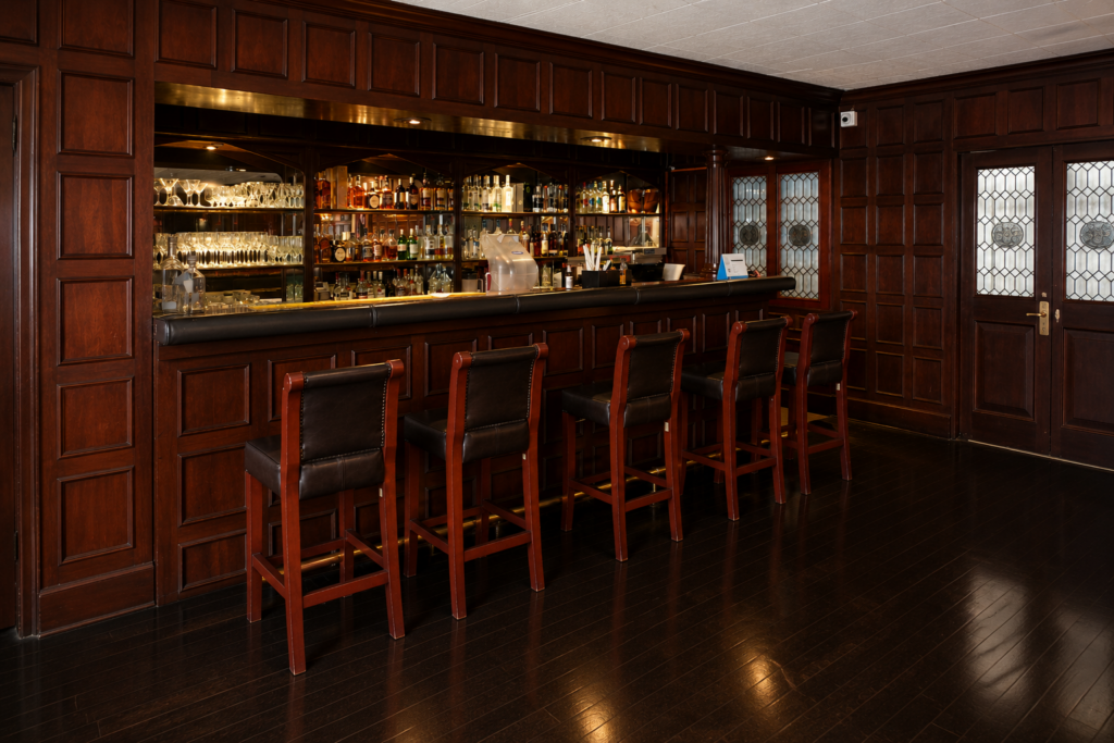 Bar Inglés — Club Social Miraflores